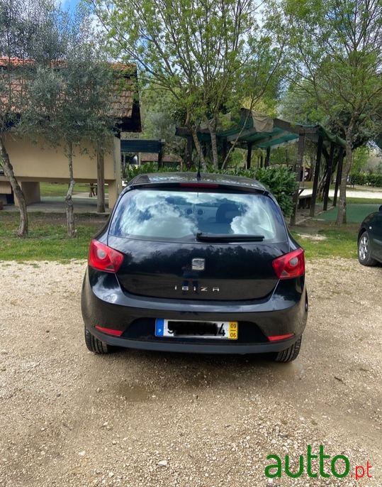 2009' SEAT Ibiza photo #4