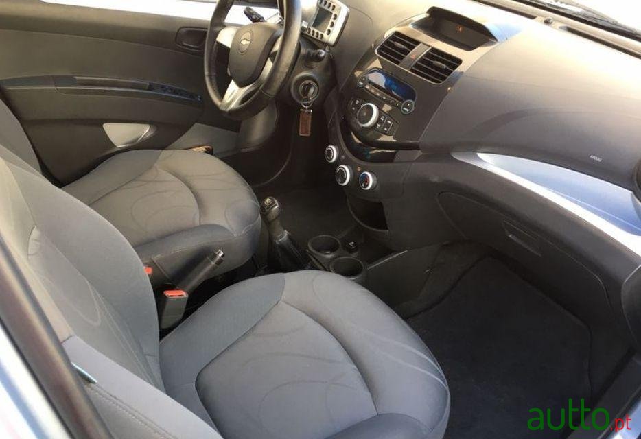 2011' Chevrolet Spark photo #5