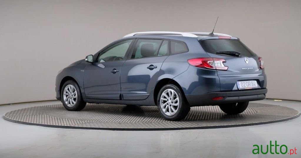 2015' Renault Megane photo #2