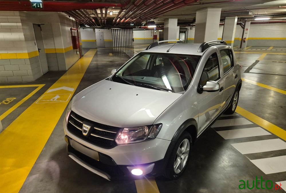 2014' Dacia Sandero 0.9 Tce Stepway photo #5
