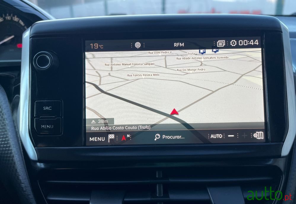 2019' Peugeot 2008 photo #6