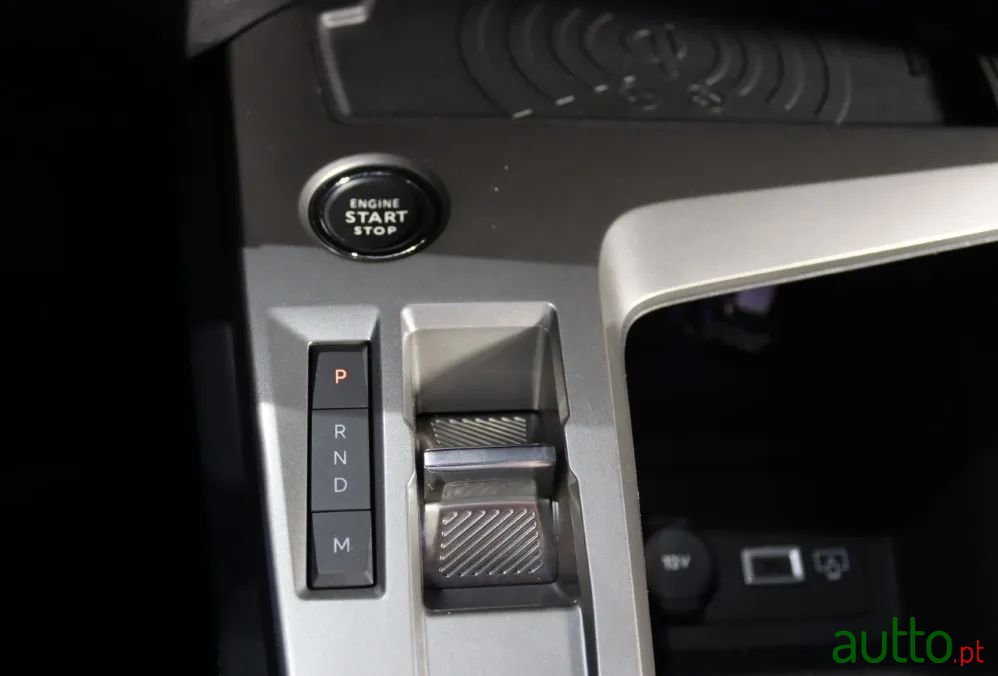 2024' Peugeot 408 photo #6