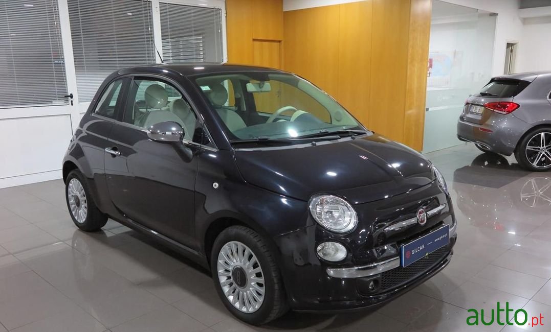 2011' Fiat 500 photo #2