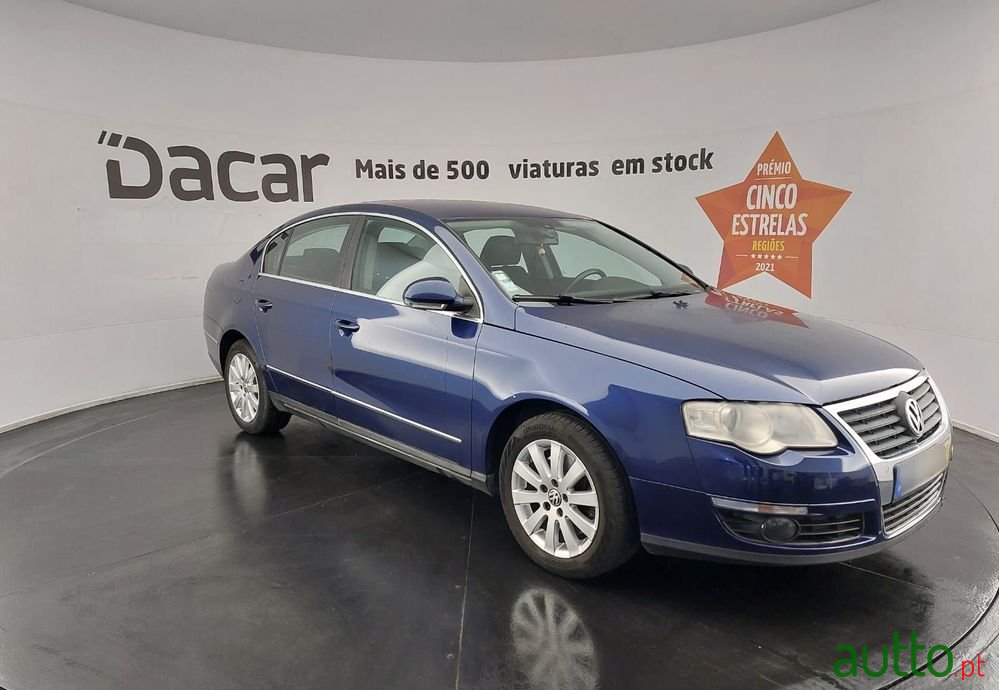 2005' Volkswagen Passat photo #1