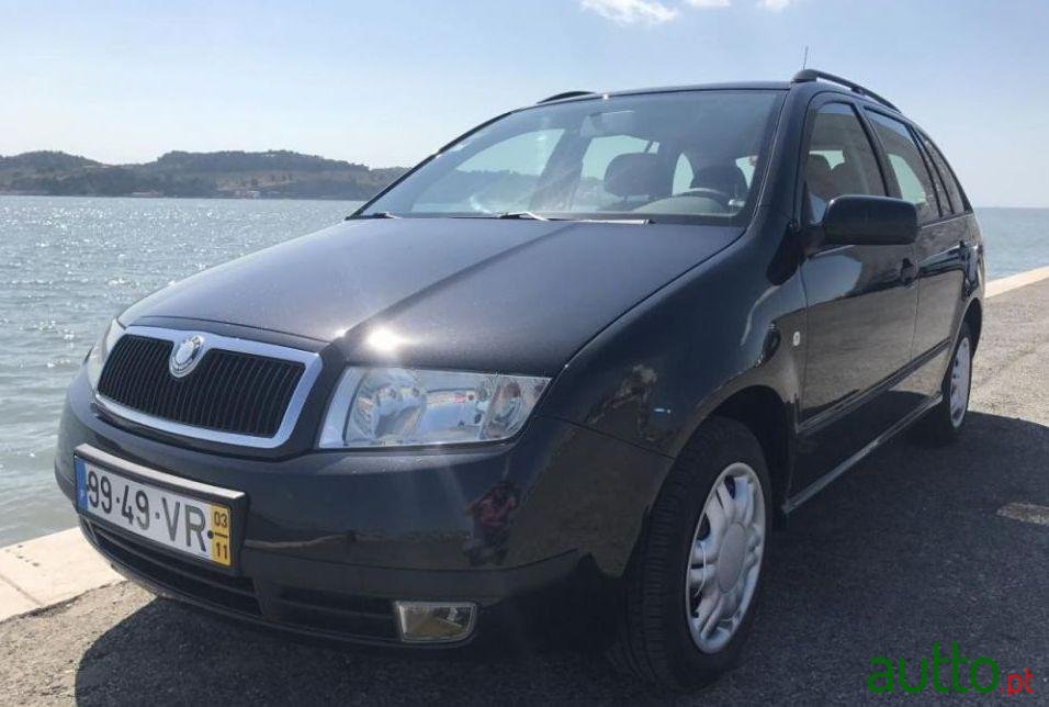 2003' Skoda Fabia Break photo #2