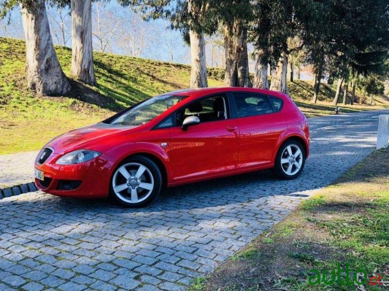 2005' SEAT Leon 2.0 Tdi Sport Up photo #2