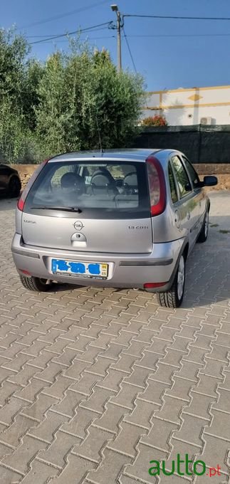 2006' Opel Corsa photo #2