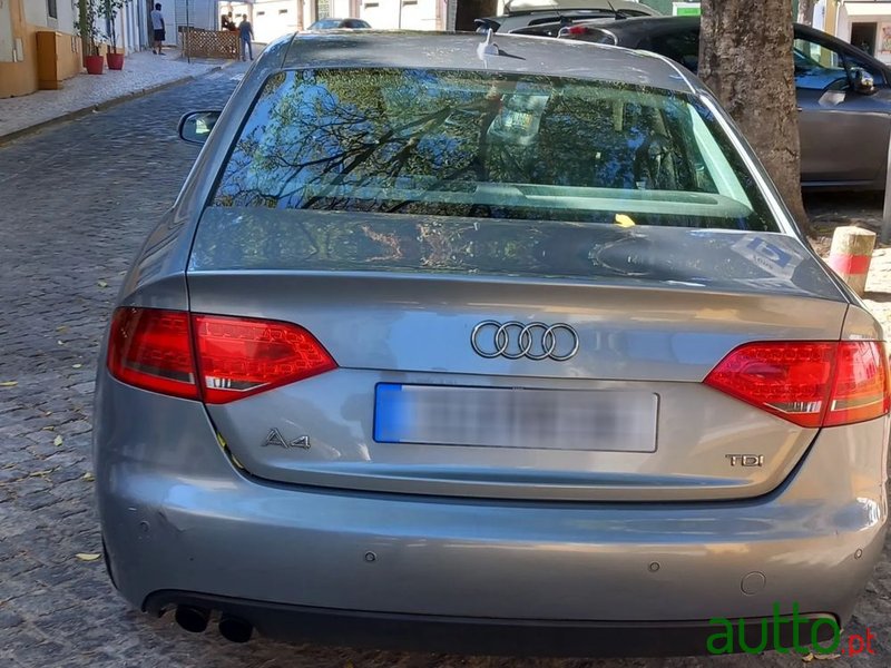 2012' Audi A4 2.0 Tdi S-Line photo #4