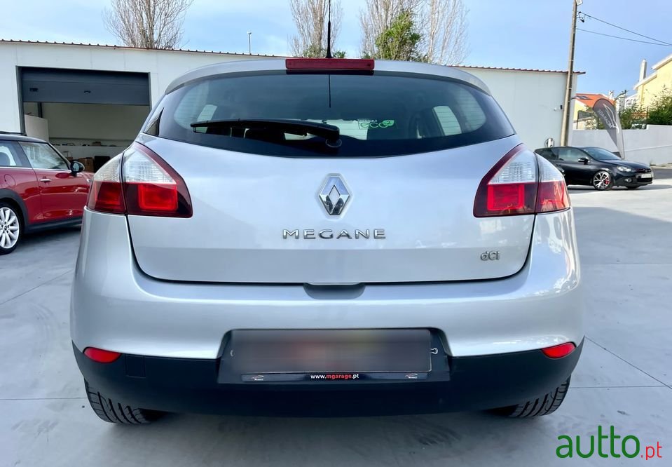 2015' Renault Megane photo #6