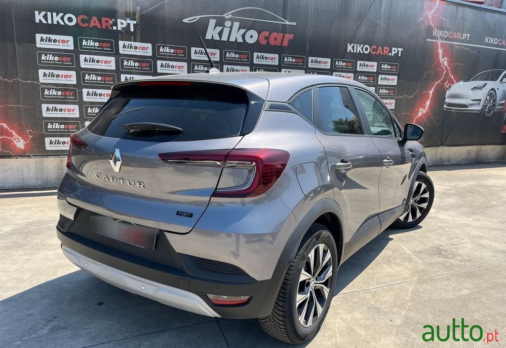 2023' Renault Captur photo #4