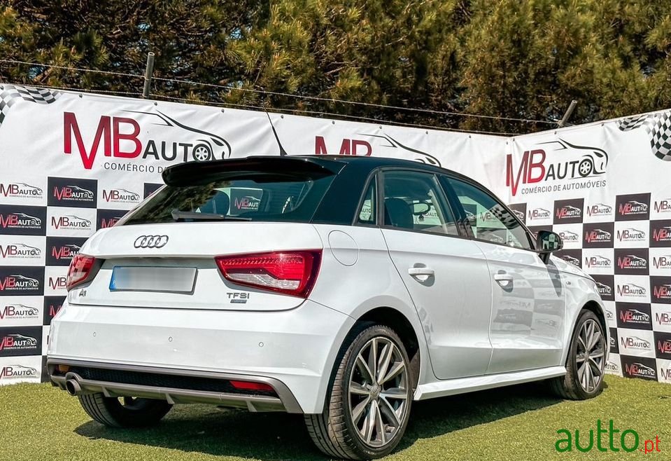 2017' Audi A1 photo #5