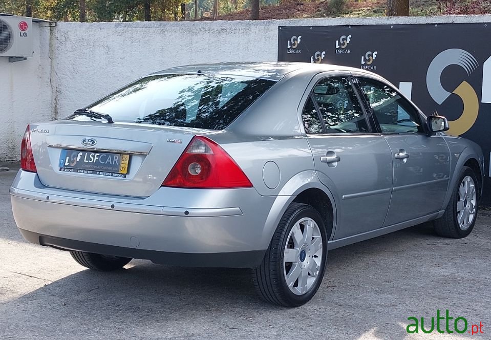 2004' Ford Mondeo photo #5