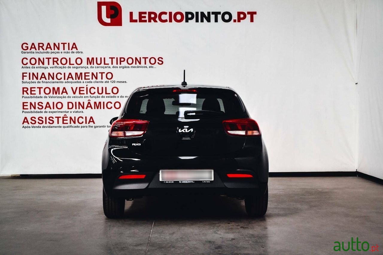 2022' Kia Rio photo #4