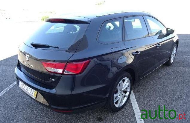 2015' SEAT Leon photo #1