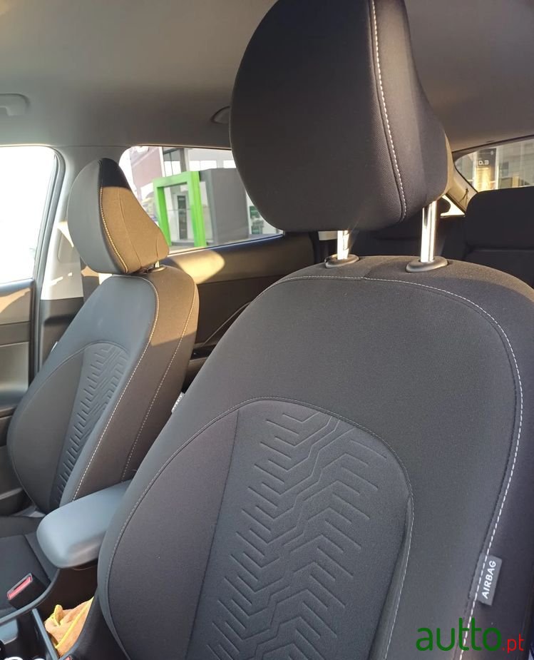 2023' Hyundai Kauai photo #5