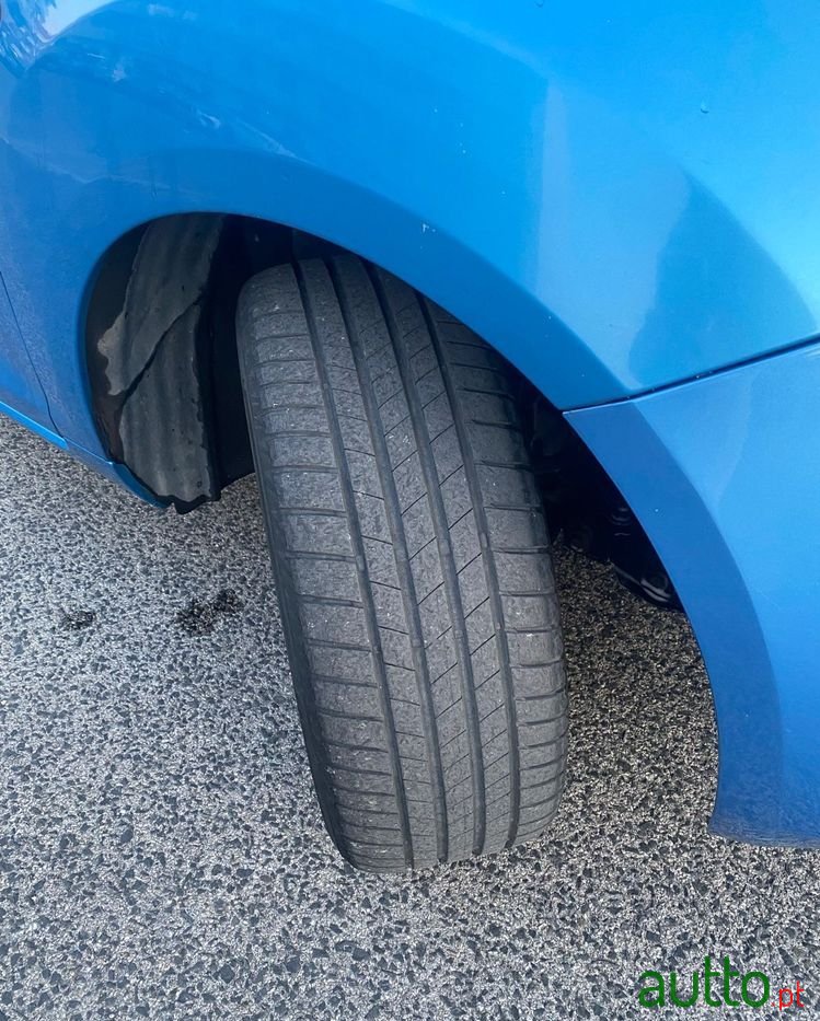 2009' Ford Ka 1.2 Titanium photo #3