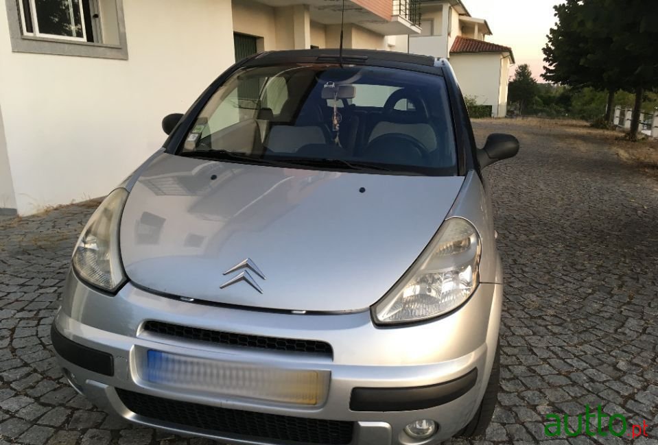 2003' Citroen C3 Pluriel photo #2