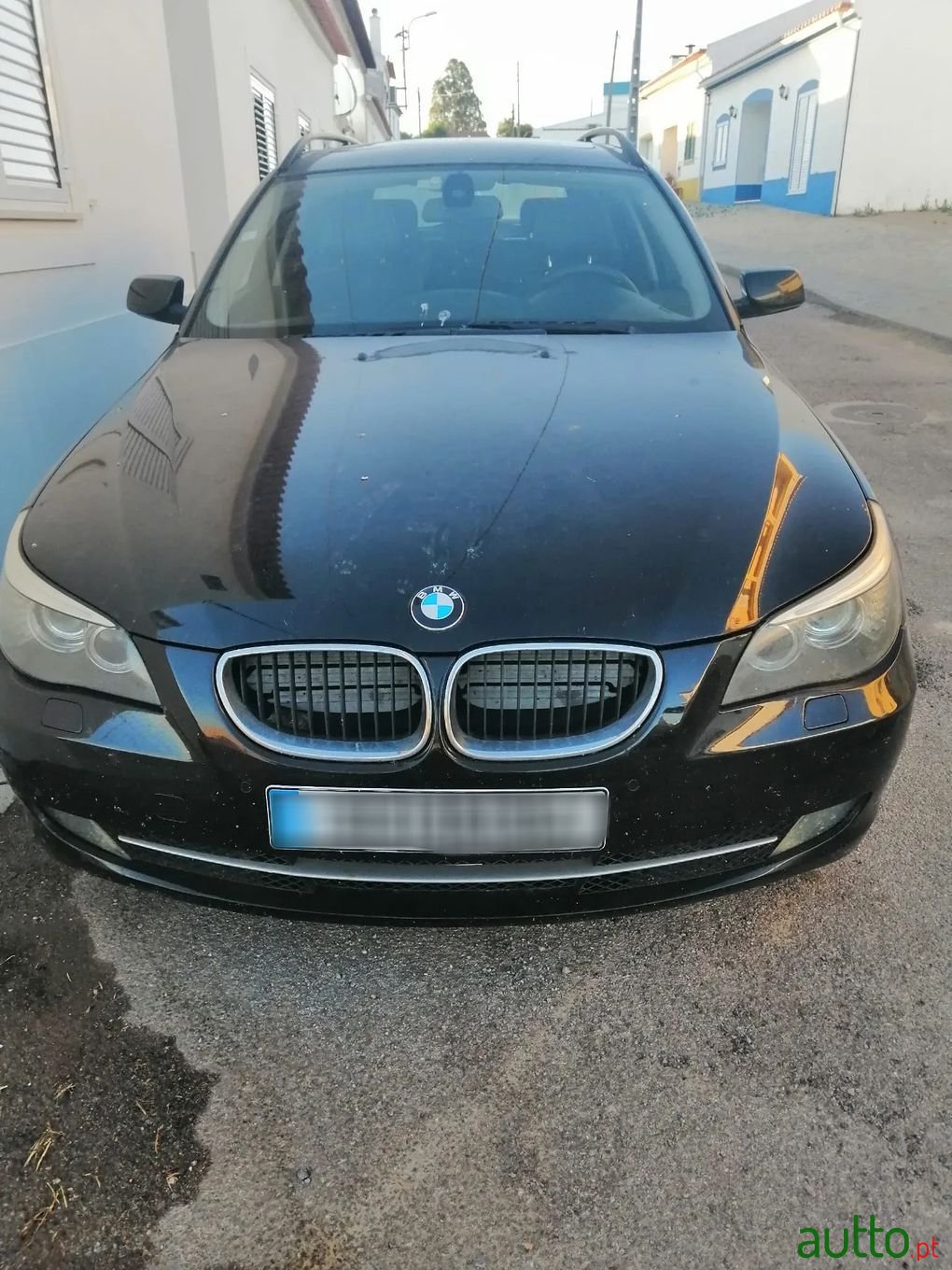 2009' BMW 520 photo #3