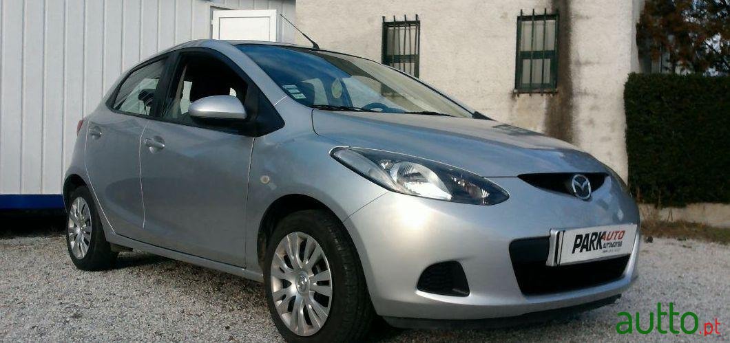 2009' Mazda 2 photo #3
