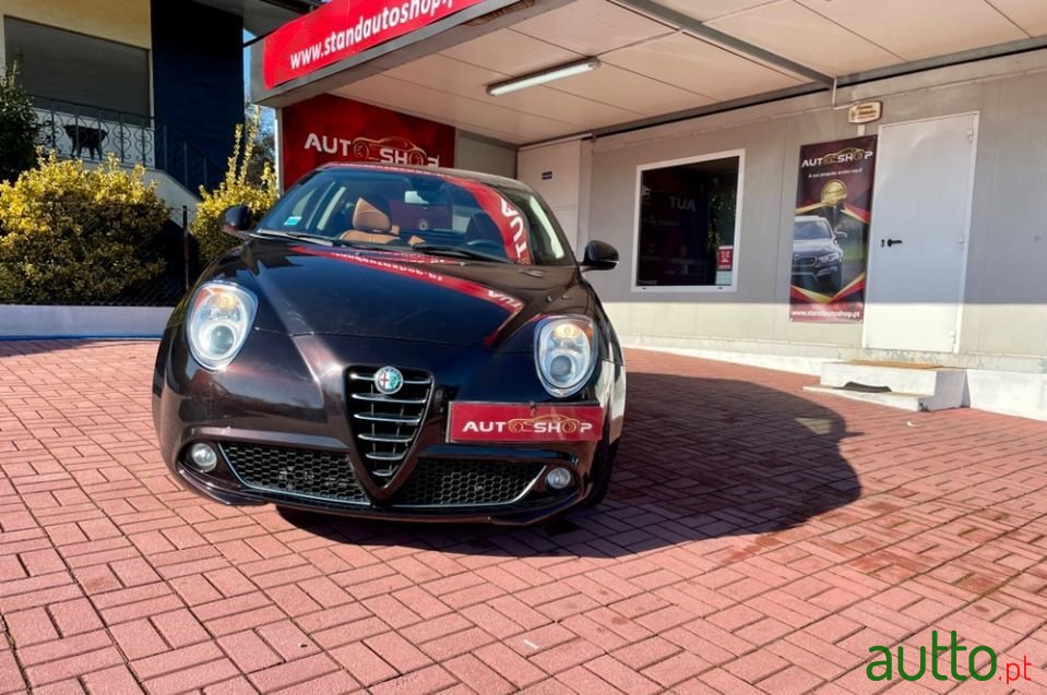 2012' Alfa Romeo MiTo photo #3