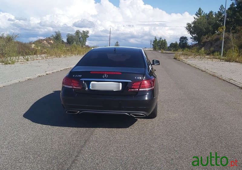 2014' Mercedes-Benz Classe E photo #5