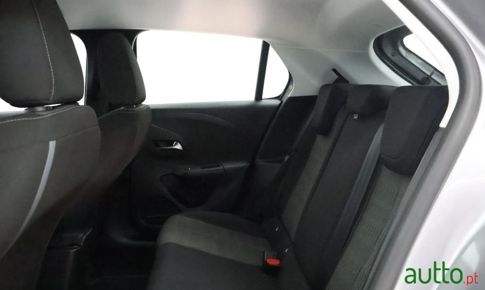 2022' Opel Corsa 1.2 Edition photo #4