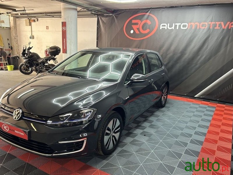 2020' Volkswagen e-Golf Ac/Dc photo #2