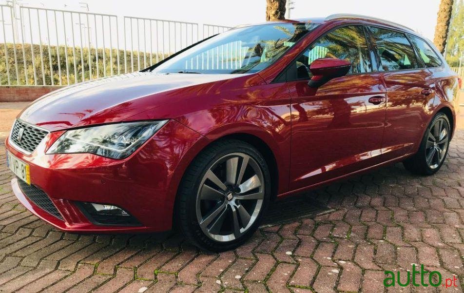 2014' SEAT Leon St photo #1