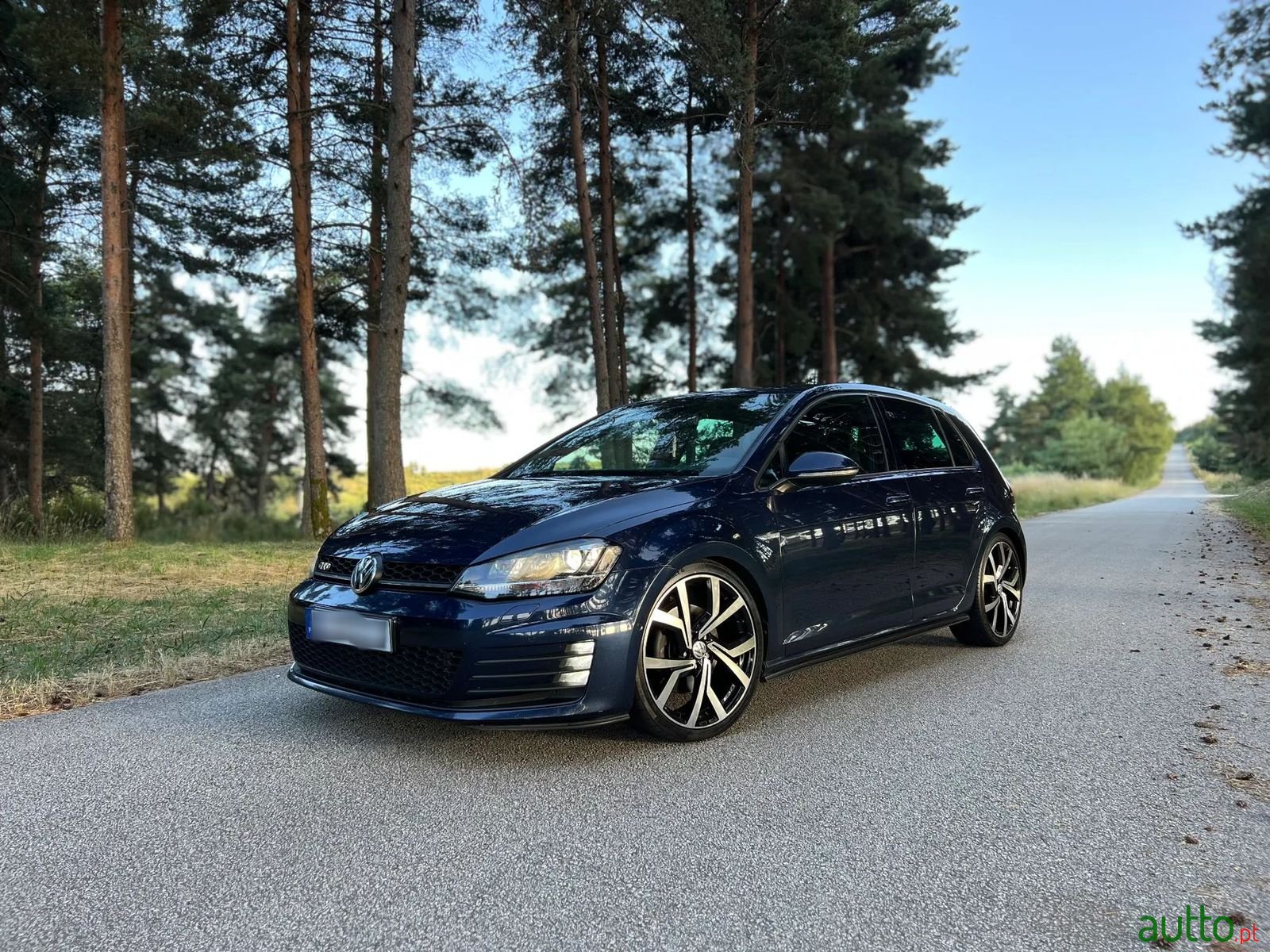 2013' Volkswagen Golf photo #6