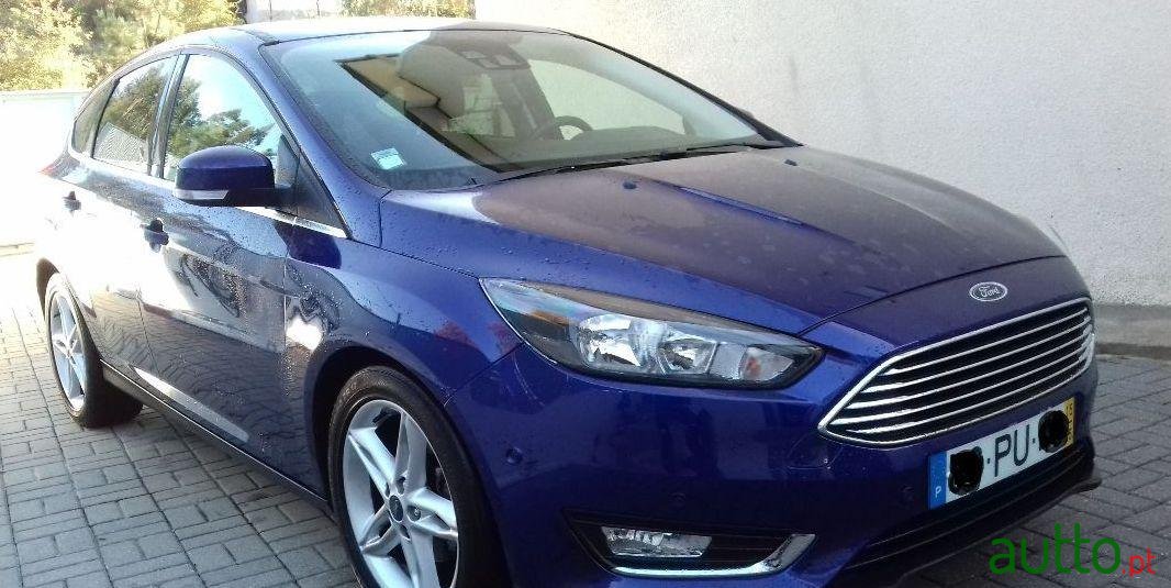 2015' Ford Focus Titanium photo #3