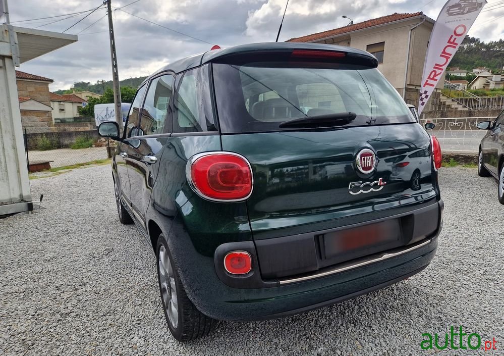 2013' Fiat 500L photo #4