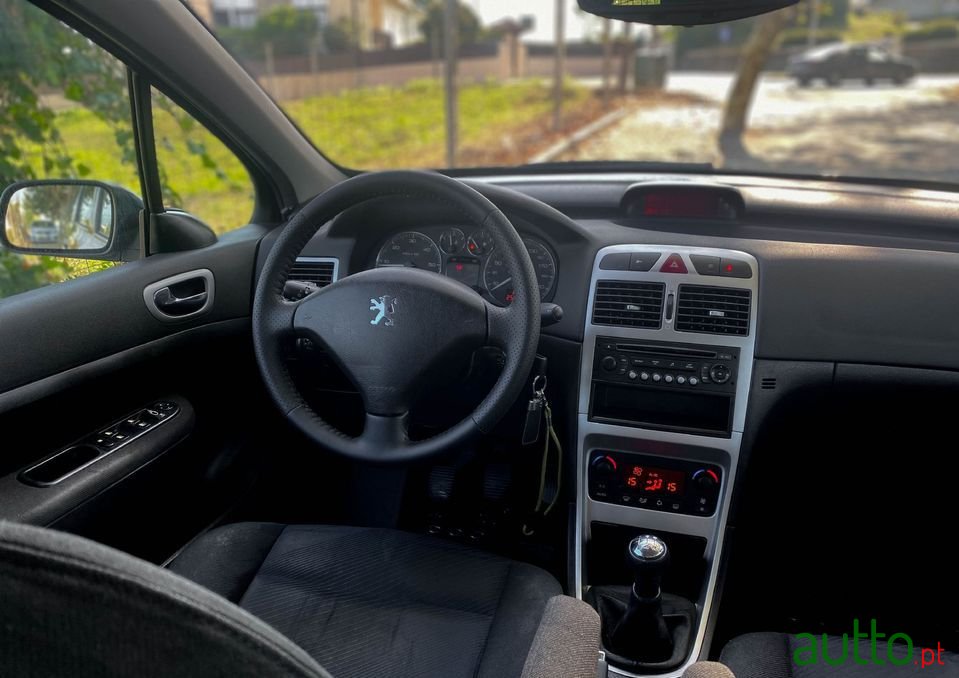 2006' Peugeot 307 photo #4