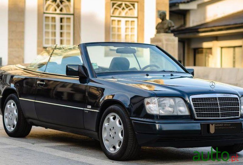 1997' Mercedes-Benz E-200 photo #3