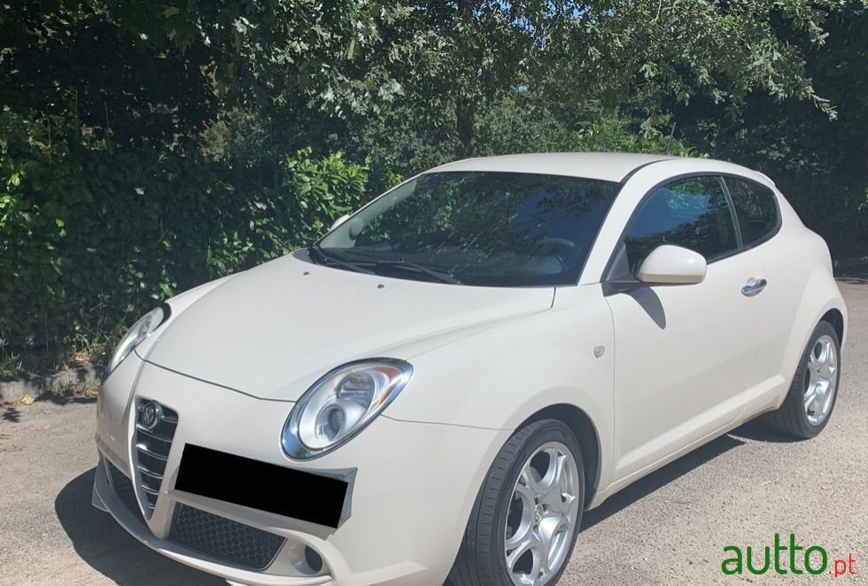 2012' Alfa Romeo MiTo photo #1