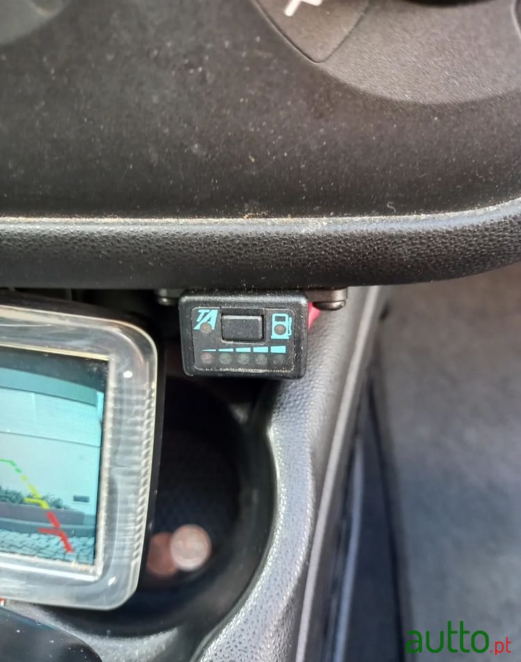 2010' Fiat Punto Evo photo #4