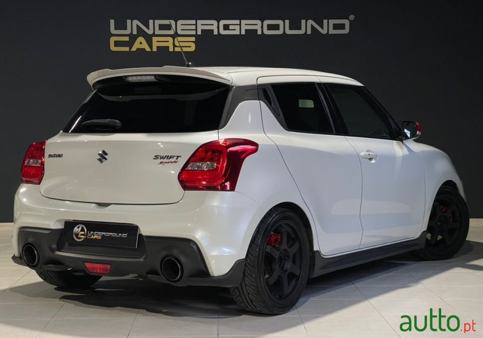 2019' Suzuki Swift Sport photo #4