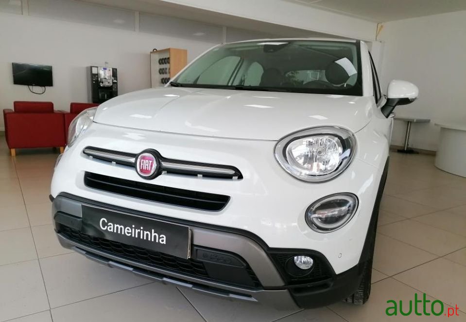 2019' Fiat 500X photo #1