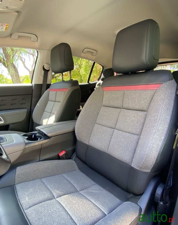 2020' Citroen C5 Aircross photo #6