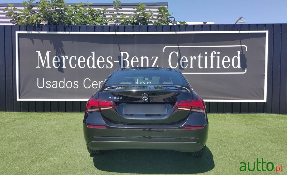 2021' Mercedes-Benz A 180 photo #6