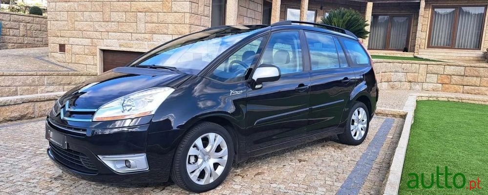 2007' Citroen C4 Grand Picasso photo #3
