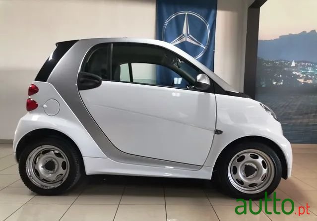 2013' Smart Fortwo photo #2