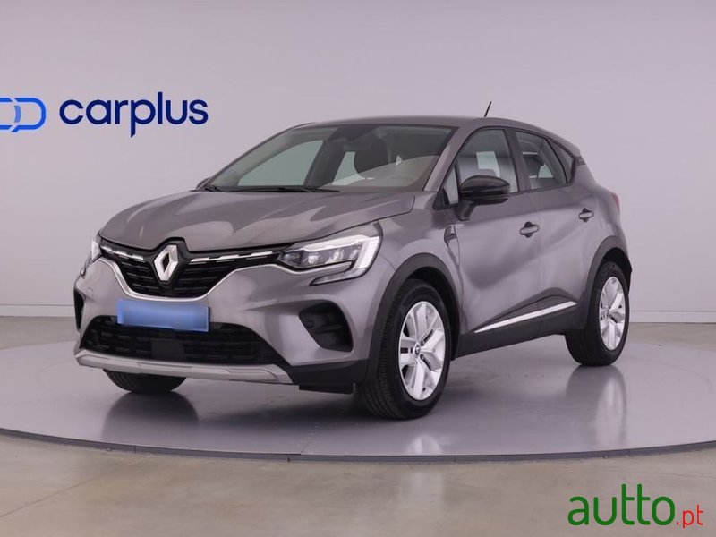 2021' Renault Captur photo #1