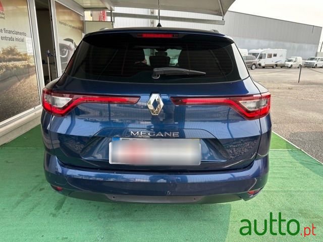 2016' Renault Megane Sport Tourer photo #6