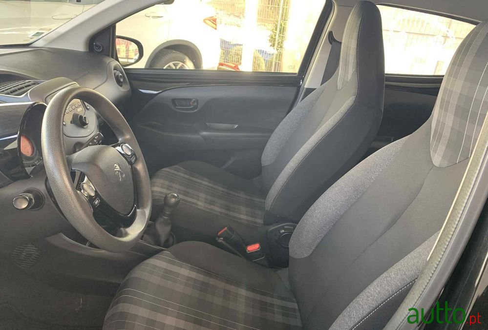 2019' Peugeot 108 1.0 Vti Active photo #5