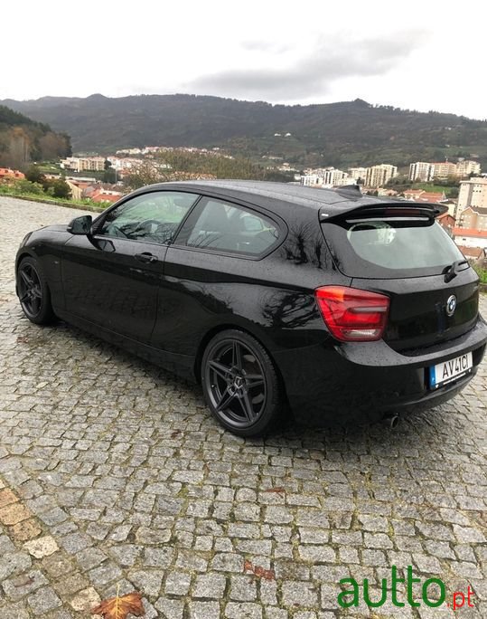 2012' BMW 118 photo #1