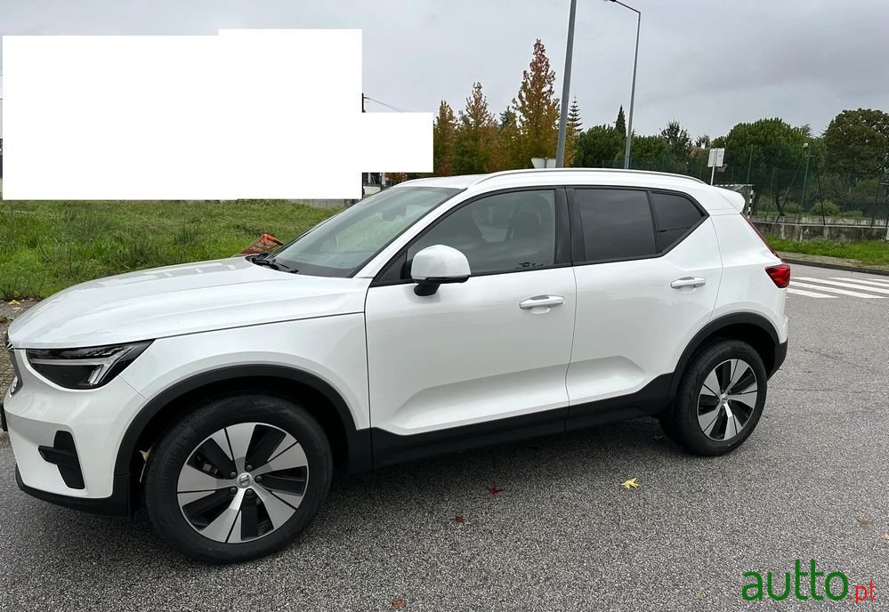 2023' Volvo Xc 40 photo #4