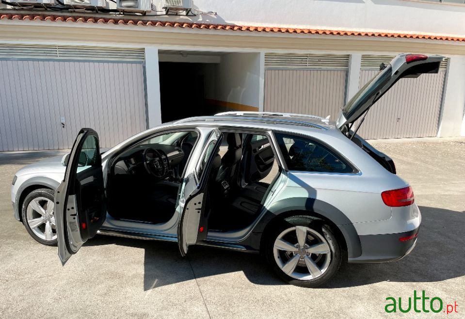 2009' Audi A4 Allroad photo #5