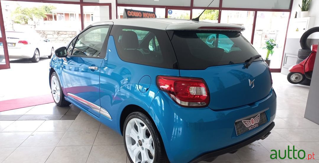 2011' Citroen DS3 photo #4