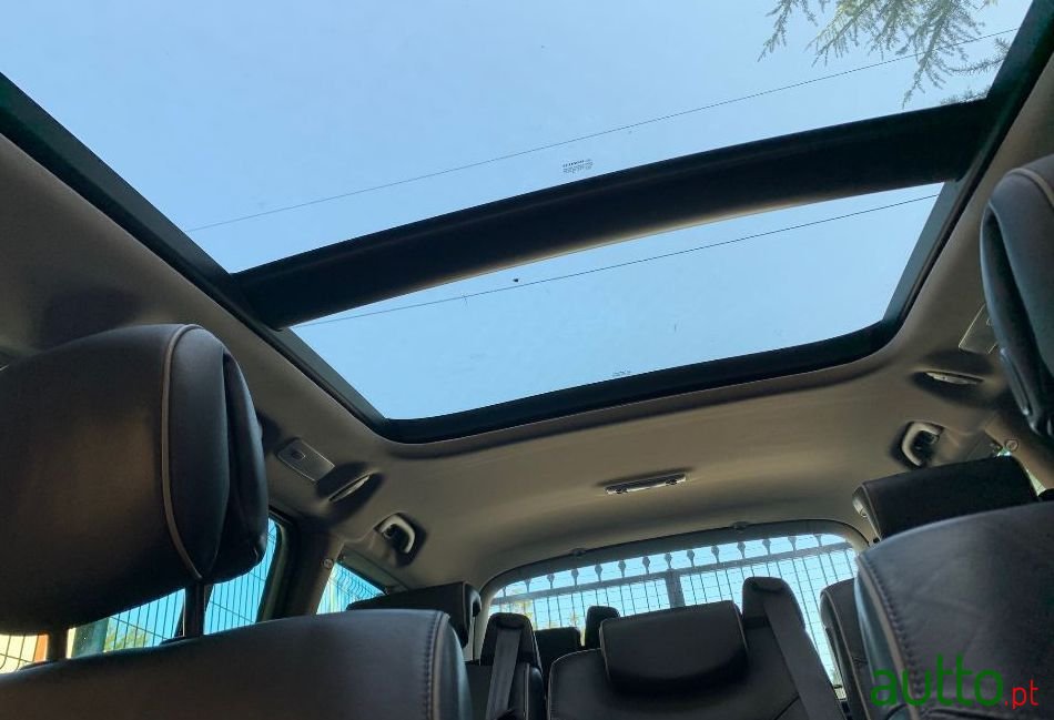 2010' Renault Espace photo #2