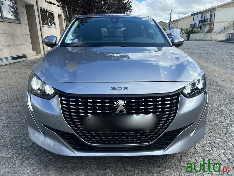 2020' Peugeot 208 photo #3